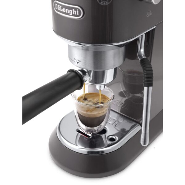 DeLonghi Dedica Arte EC885.GY Manual Espresso Machine – 15‑Bar Pump, MyLatteArt Steam Wand, Grey Finish - Image 3