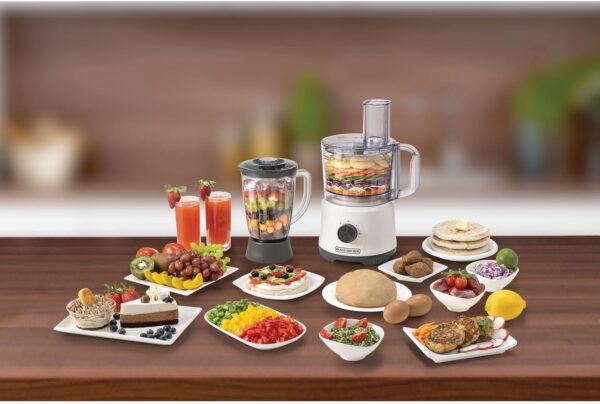 Black+Decker FX822-B5 800W Multifunction 5-in-1 Food Processor – 2L Bowl, 1.5L Blender, 24 Functions, White - Image 4