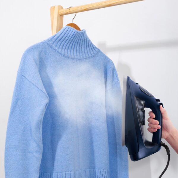 Panasonic NI-U750 ATV Steam Iron – 2400W • Advanced Ceramic Soleplate • Adjustable Steam & Vertical Function - Image 2